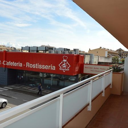 Residencial Super Stop Apartaments Torre Valentina Сан-Антонио-де-Калонже Экстерьер фото